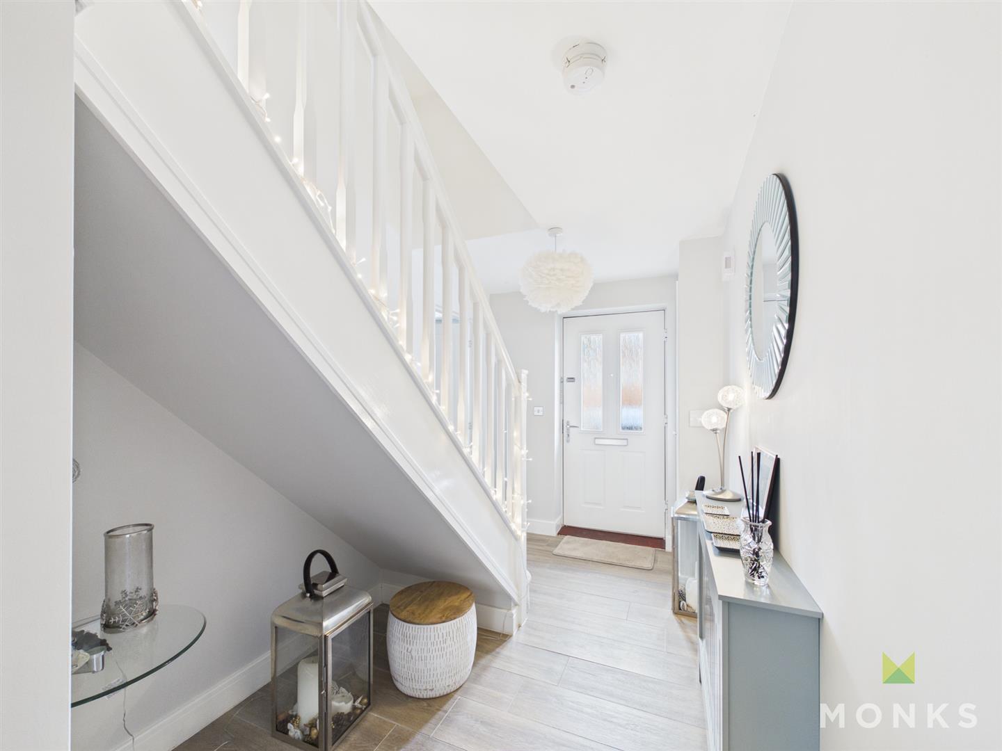94 Holland Drive, Shrewsbury, SY2 5WA For Sale
